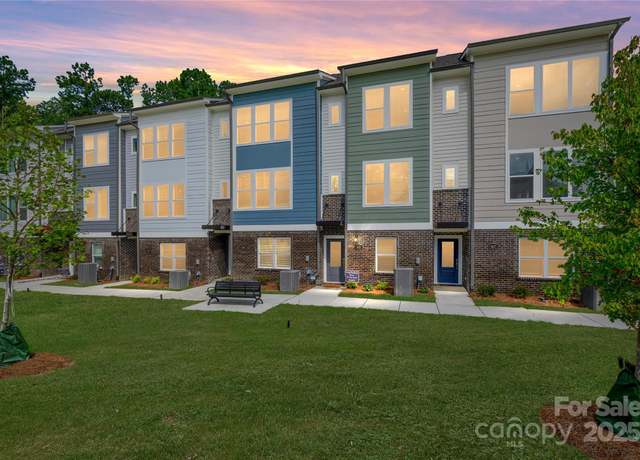 Property at 1425 Lithium Ln, Charlotte, NC 28211, 3 beds, 3.5 baths
