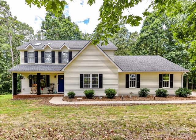 Property at 1338 Pell Dr, Lincolnton, NC 28092, 4 beds, 2 baths
