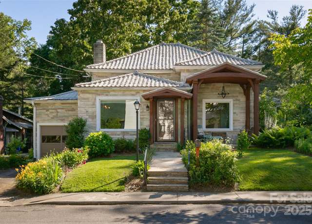 Property at 125 Church St, Black Mountain, NC 28711, 3 beds, 2.5 baths