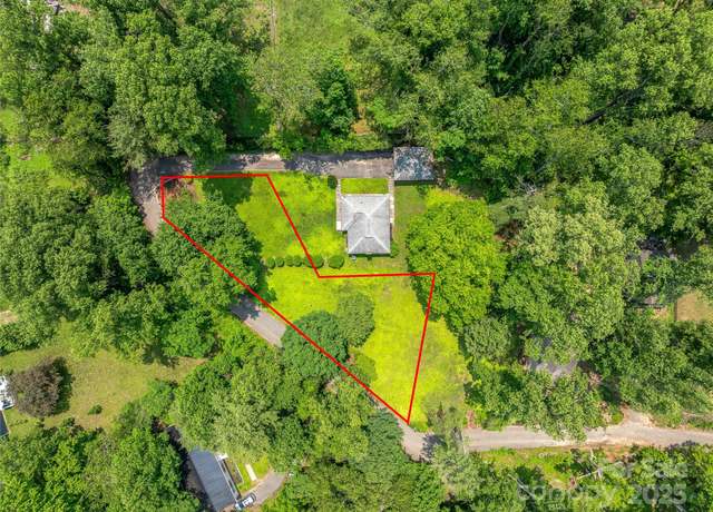 Property at 90 W Skyland Cir #3, Asheville, NC 28804