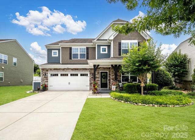 Property at 417 Livingston Dr, Lancaster, SC 29720, 5 beds, 4.5 baths