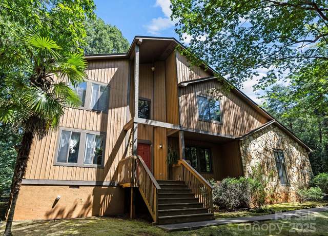 Property at 14314 Harbor Estate Rd, Charlotte, NC 28278, 4 beds, 2 baths