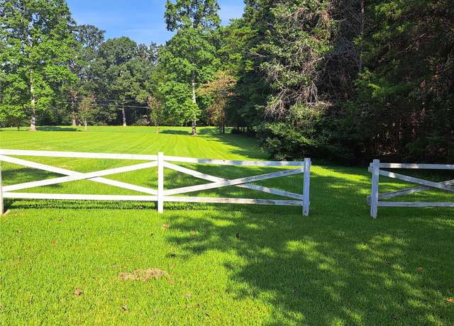 Property at 12608 Rocky River Church Rd, Charlotte, NC 28215, 3 beds, 2 baths