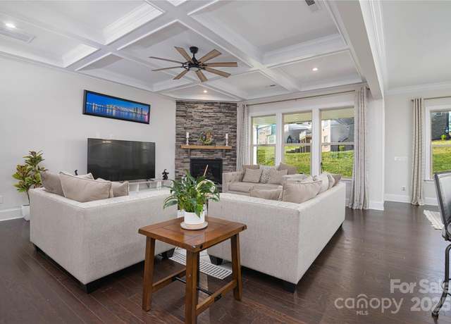 Property at 8313 Balcony Bridge Rd, Huntersville, NC 28078, 5 beds, 4 baths