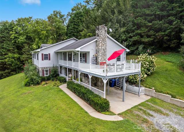Property at 359 Husky Rd, Bryson City, NC 28713, 4 beds, 5 baths