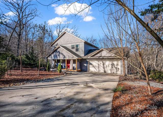 Property at 178 Flynn Ct, Lake Lure, NC 28746, 3 beds, 2.5 baths