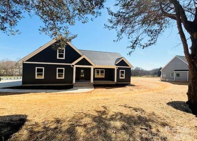 Property at 169 Lone Pine Rd, Statesville, NC 28625, 4 beds, 3 baths