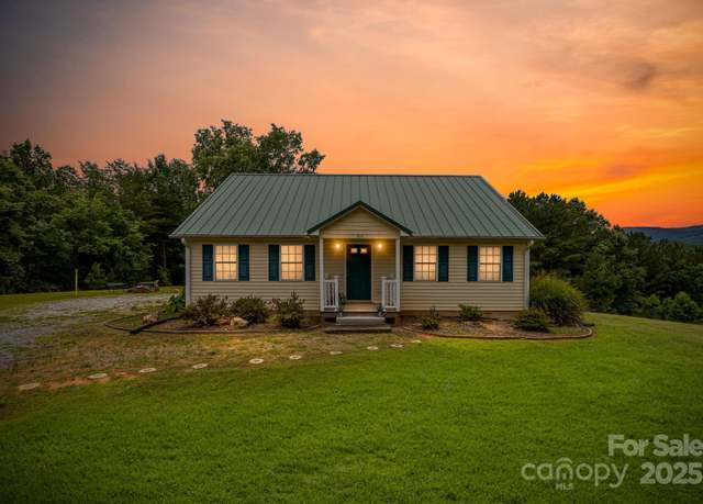 Property at 303 Ridgeview Dr, Mill Spring, NC 28756, 3 beds, 2 baths