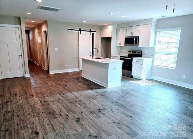 Property at 2014 Crown Point Dr Unit 2008-B, Albemarle, NC 28001, 3 beds, 2.5 baths