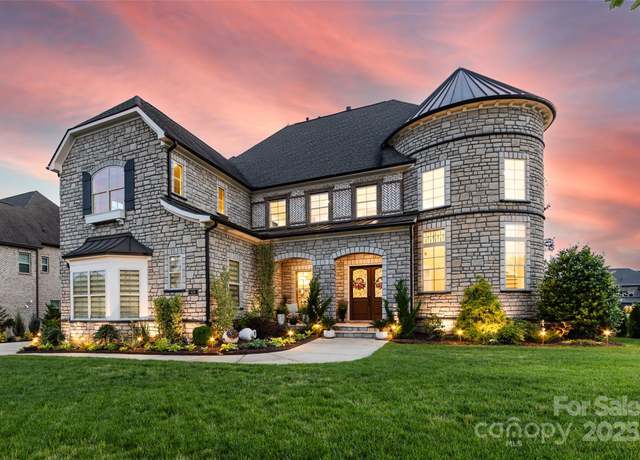 Property at 920 Terramore Dr, Waxhaw, NC 28173, 5 beds, 5.5 baths
