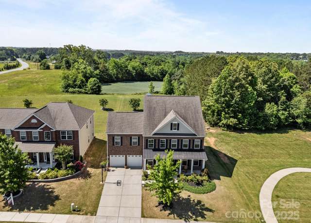 Property at 9871 Travertine Trl, Davidson, NC 28036, 5 beds, 5 baths