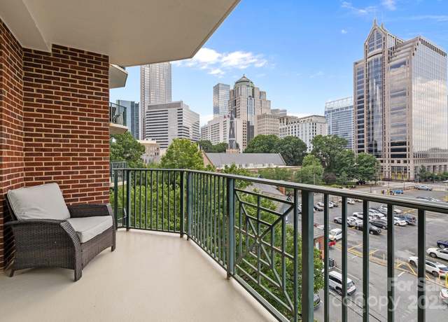Property at 300 W 5th St #617, Charlotte, NC 28202, 1 bed, 1 bath