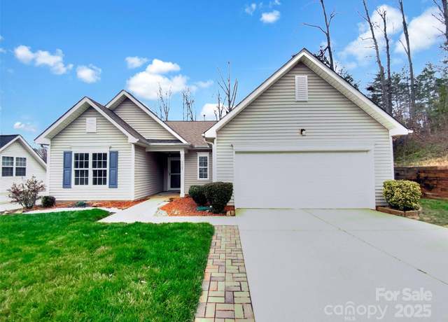 Property at 5928 Briggs Dr, Charlotte, NC 28269, 3 beds, 2 baths