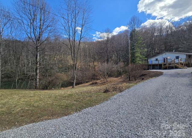 Property at 59 Upper Saw Branch Rd, Candler, NC 28715, 3 beds, 2 baths