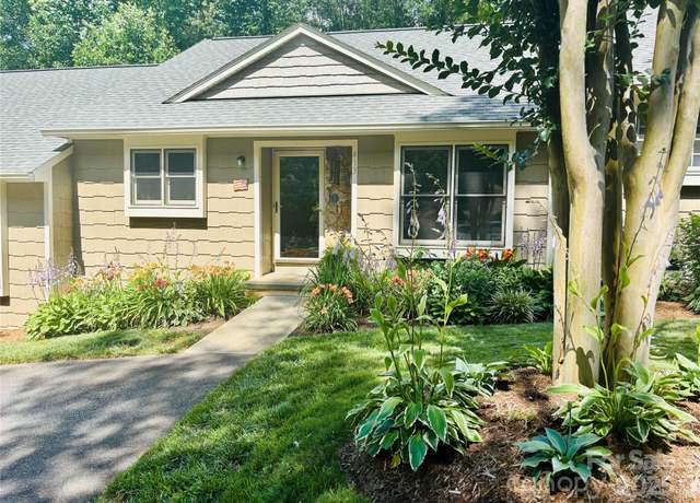 Property at 413 19th Avenue Ct NE, Hickory, NC 28601, 2 beds, 1 bath