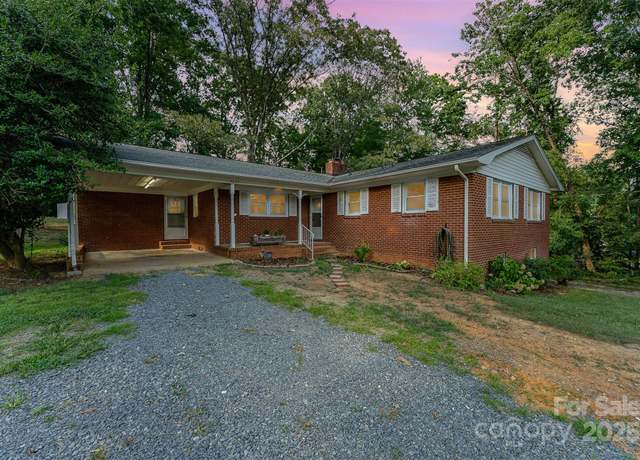 Property at 3075 Simmons St, Kannapolis, NC 28083, 3 beds, 2 baths
