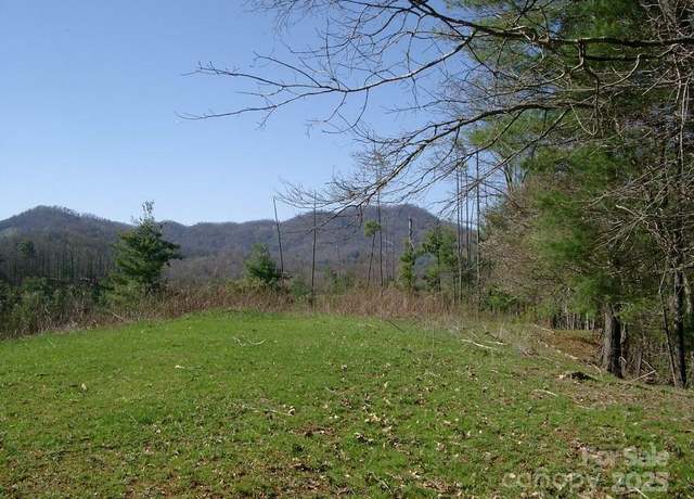 Property at 104 Barn Rd, Burnsville, NC 28714