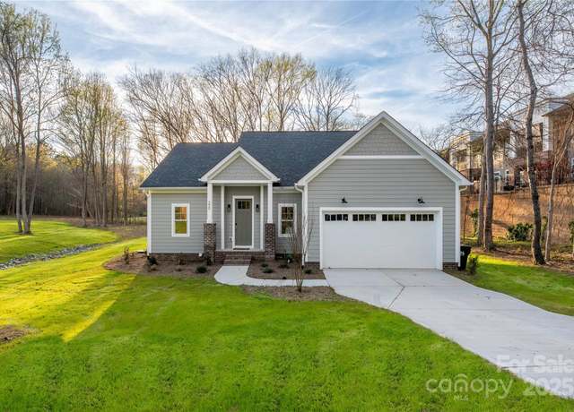 Property at 9849 Rich Hatchet Rd, Huntersville, NC 28078, 4 beds, 2.5 baths