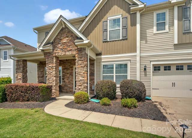 Property at 14837 Dungannon Ct, Charlotte, NC 28278, 5 beds, 3 baths