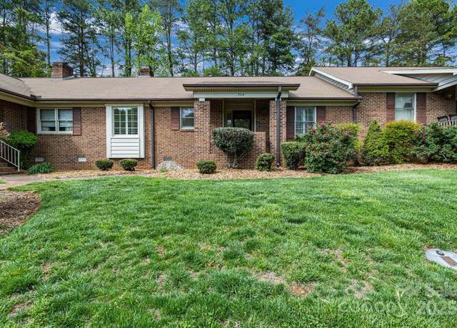 Property at 704 Colby Cir, Salisbury, NC 28147, 2 beds, 2 baths