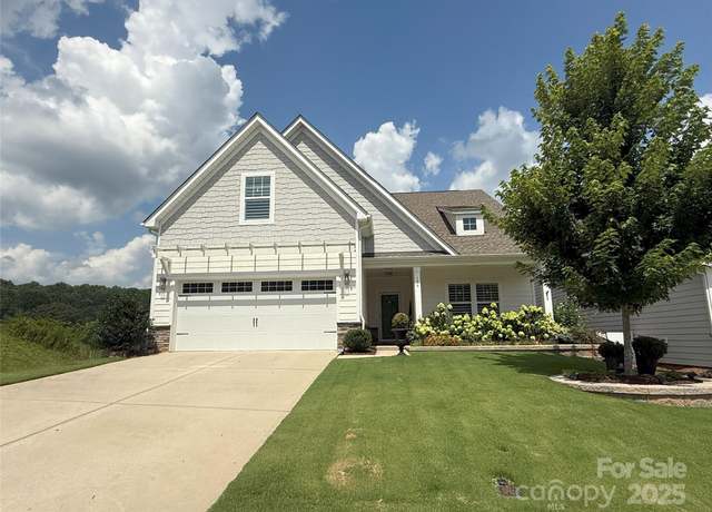 Property at 179 Canada Dr, Statesville, NC 28677, 3 beds, 3 baths