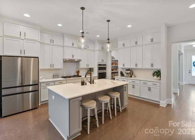 Property at 4159 Millstream Rd, Denver, NC 28037, 5 beds, 3.5 baths