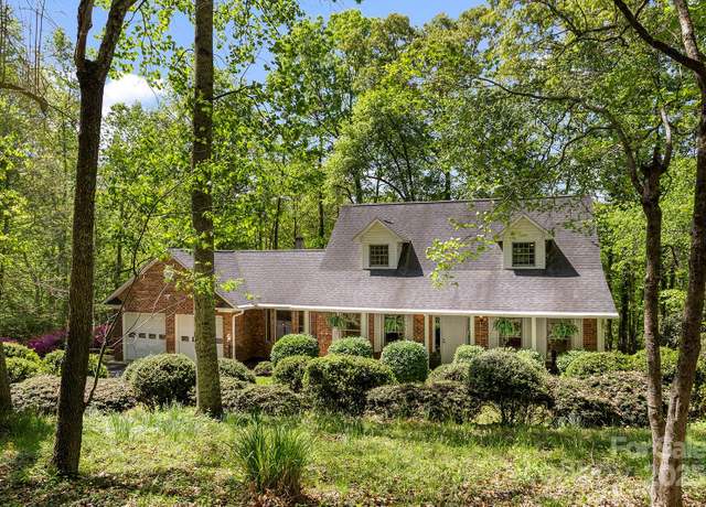 Property at 133 Bennett Rd, Candler, NC 28715, 3 beds, 2.5 baths