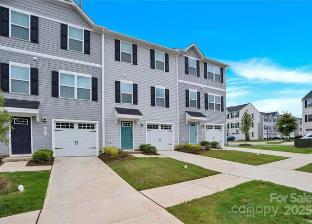 Property at 4008 Haldane St, Charlotte, NC 28214, 3 beds, 2.5 baths