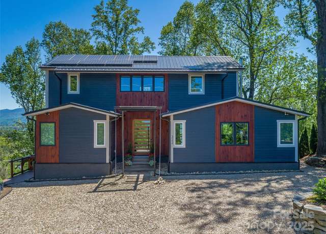 Property at 322 Windswept Dr, Asheville, NC 28801, 4 beds, 4 baths