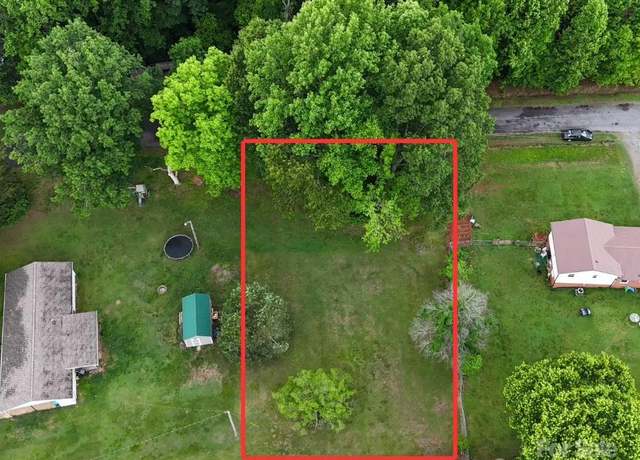 Property at 827 Flint Dr, Statesville, NC 28677
