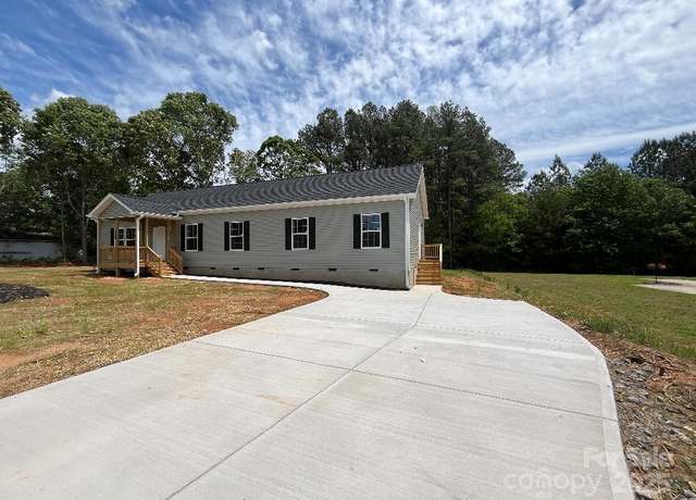 Property at 2070 Travis Rd, Conover, NC 28613, 3 beds, 2 baths