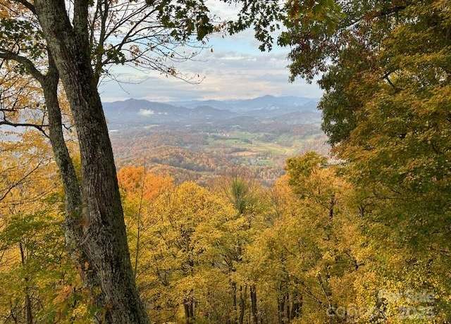 Property at 74 Olympia Ln, Waynesville, NC 28786