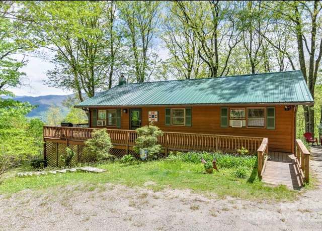 Property at 642 Mountainside Dr, Waynesville, NC 28786, 3 beds, 3 baths