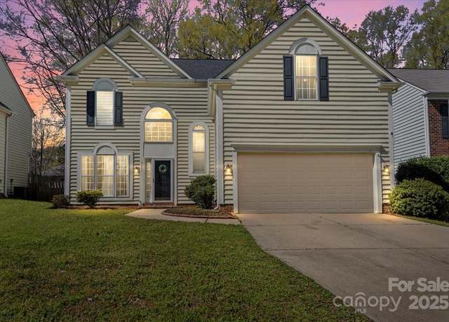 Property at 6645 Allness Glen Ln, Charlotte, NC 28269, 3 beds, 2.5 baths