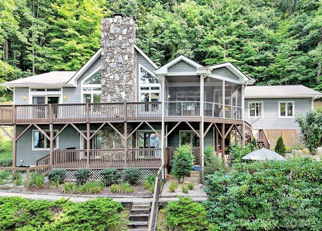 Property at 2525 Eagles Nest Rd, Waynesville, NC 28786, 3 beds, 3.5 baths