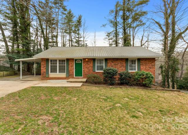 Property at 14 S Ridge Pl, Arden, NC 28704, 3 beds, 2.5 baths