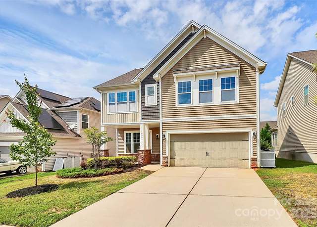Property at 10004 Perth Moor Rd, Charlotte, NC 28278, 4 beds, 2.5 baths