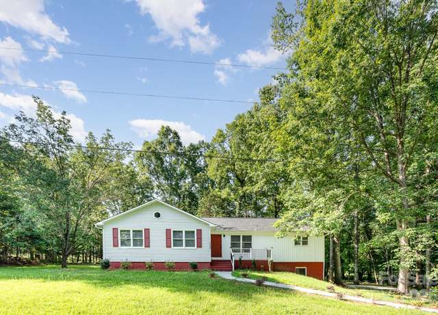 Property at 7154 Woodcock Trl, Stanley, NC 28164, 5 beds, 3 baths