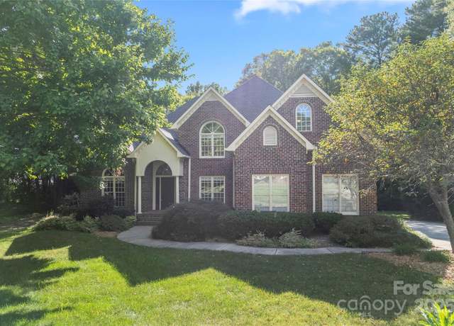 Property at 1252 Giverny Ct NW, Concord, NC 28027, 4 beds, 2.5 baths