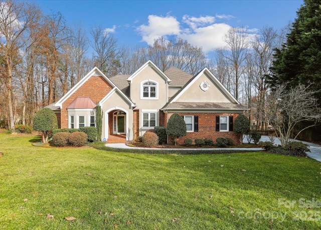 Property at 3536 Wylie Meadow Ln, Charlotte, NC 28269, 4 beds, 3.5 baths