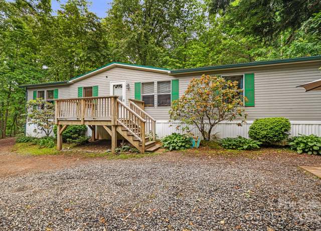 Property at 15 Robin Ln, Asheville, NC 28806, 3 beds, 2 baths