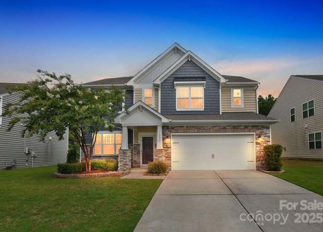 Property at 16050 Hammersmith Farm Dr, Charlotte, NC 28273, 4 beds, 2.5 baths
