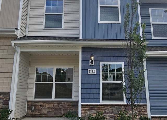 Property at 1338 Principal Featherstone Ave, Gastonia, NC 28052, 2 beds, 2.5 baths
