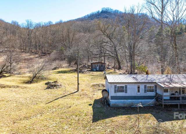 Property at 9380 N 226 Hwy, Bakersville, NC 28705, 3 beds, 1.5 baths
