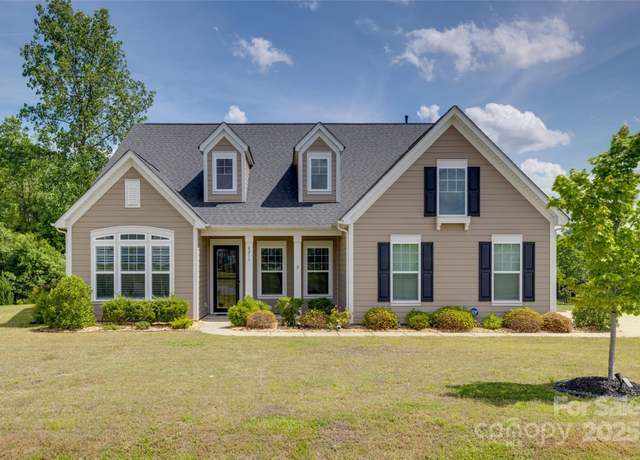 Property at 4211 Maggie Springs Way, Clover, SC 29710, 5 beds, 3 baths