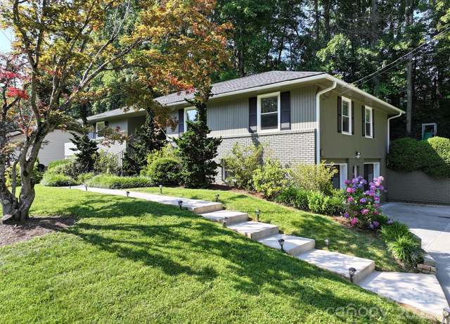 Property at 324 Woody Ln, Asheville, NC 28804, 3 beds, 3 baths