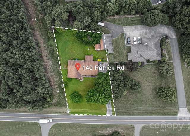 Property at 140 Patrick Rd, Gastonia, NC 28056, 3 beds, 2 baths