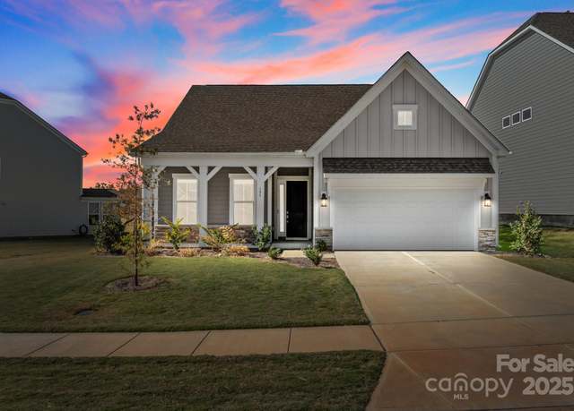 Property at 197 Tetcott St, Mooresville, NC 28115, 3 beds, 3 baths