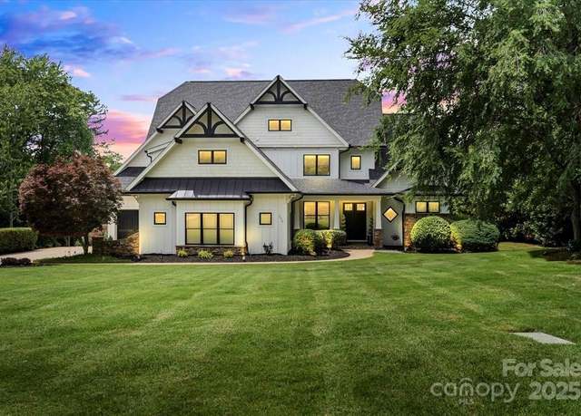 Property at 106 Kent Ct, Mooresville, NC 28117, 4 beds, 4 baths
