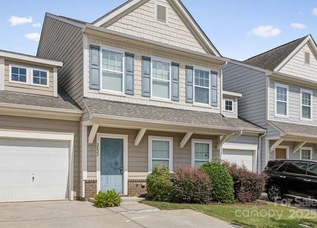 Property at 2822 Hopeton Ct, Monroe, NC 28110, 3 beds, 2.5 baths